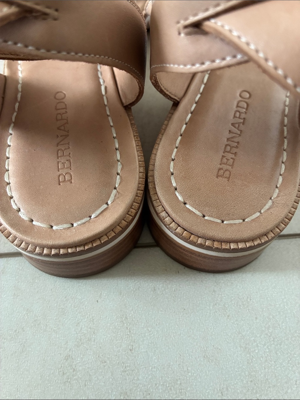 Bernardo Tan Leather Ankle-Strap Sandals Size 8 Fit Like 7.5 - Picture 9 of 10